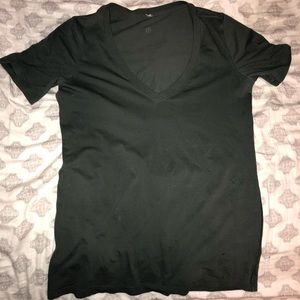 Army green lululemon v-neck short sleeve